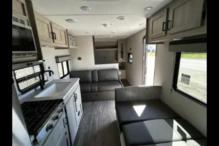 Kyle's Forest River Aurora 26BH Travel Trailer