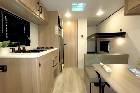 2025 Keystone Coleman 17B: Compact, Cozy Bunkhouse