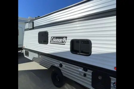 2025 Keystone Coleman 17B: Compact, Cozy Bunkhouse
