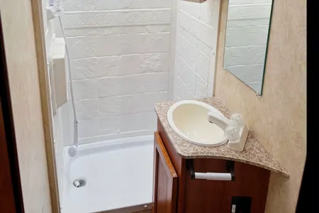 Francis's Coachmen Freelancer 21 Qb Class C