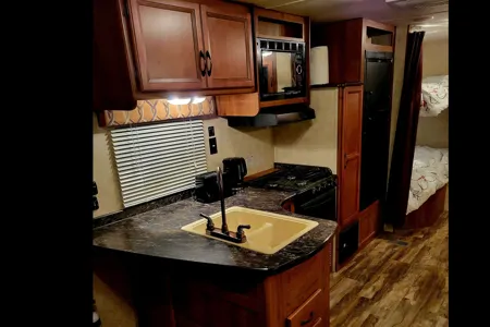 Ryan's Gulf Stream Kingsport Travel Trailer