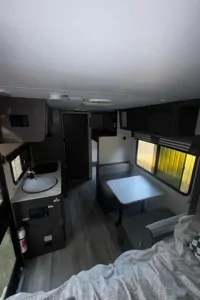 Hunter's Heartland Mallard pathfinder qbh17 Travel Trailer