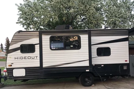 COZIEST EVER Hideout HI176BH21 Travel Trailer