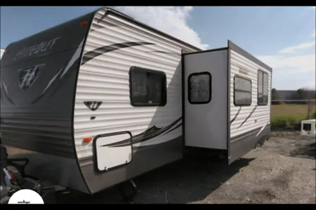 Walaa 's Keystone Hideout Travel Trailer