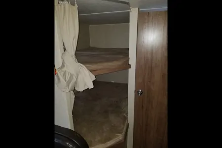 Walaa 's Keystone Hideout Travel Trailer