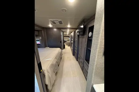 2022 Thor Motor Coach Challenger 37DS Class A