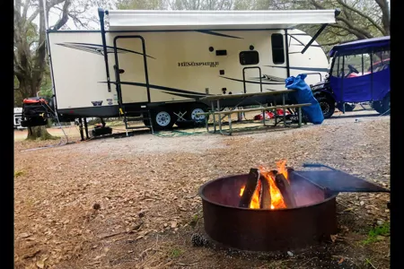 Glamping Made Easy! Full Size Bathroom!! Pet Friendly 