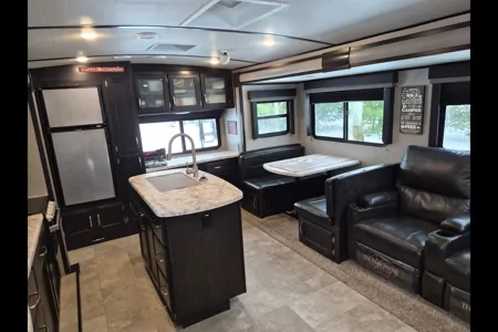 Potter's Paradise Grand Design 2670MK Travel Trailer