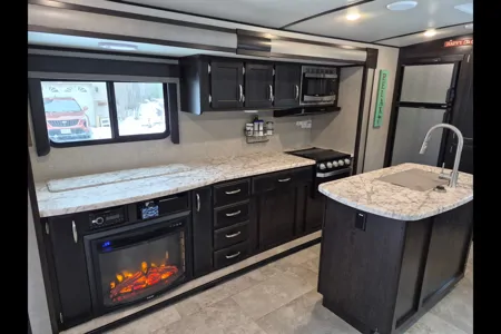 Potter's Paradise Grand Design 2670MK Travel Trailer