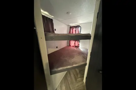 2022 Forest River Salem FSX SLMO1833