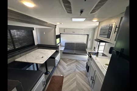 2022 Forest River Salem FSX SLMO1833