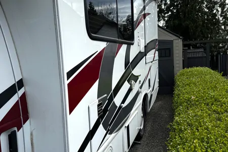 2022 Thor Four Winds – Clean, Comfortable & Road-Trip Ready
