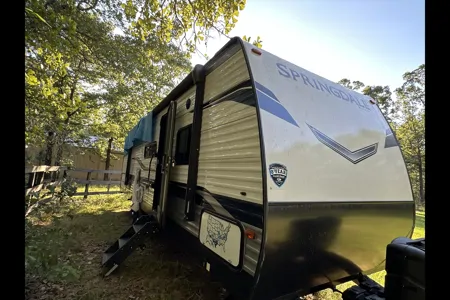 Lloyd's Keystone Springdale Travel Trailer