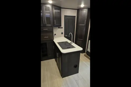 Chris's Forest River 30 hyper light Toy Hauler