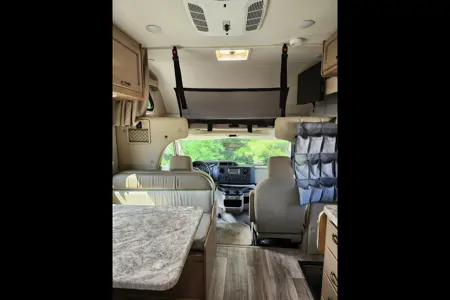 MJ's Thor Motor Coach Class C