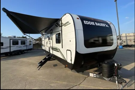 Incredible Heartland Eddie Bauer 34BHS Travel Trailer