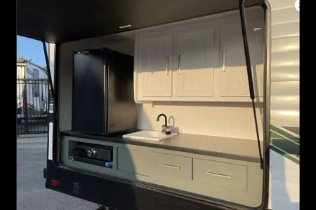 Incredible Heartland Eddie Bauer 34BHS Travel Trailer