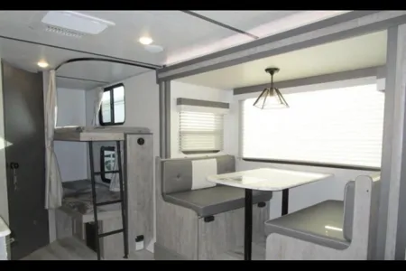 Family Bunkhouse Adventure Rig – Sleeps 6 with Outdoor Kitchen!