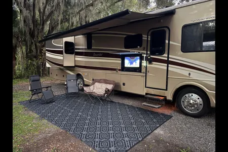 Chief Carl's Caravan- 2016 Fleetwood Bounder Class A