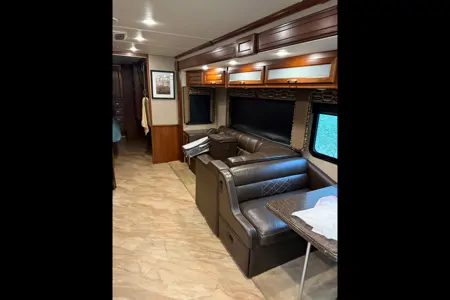 Chief Carl's Caravan- 2016 Fleetwood Bounder Class A