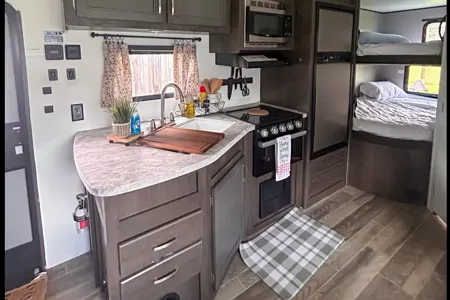 Bluffside Camper 2021 Jayco Jay Flight SLX Travel Trailer