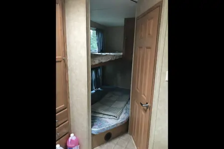 John's Pilgrim International 27.5 ft Fifth Wheel