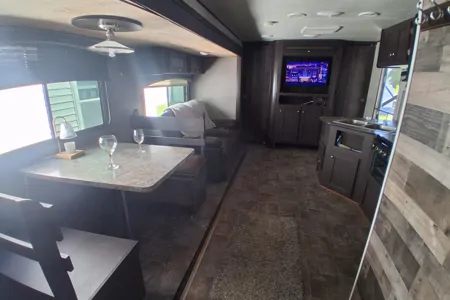 Derrick's Heartland Prowler 300bh Travel Trailer