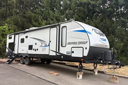 Family Adventure-Ready! Bunkhouse RV Perfect for Families!