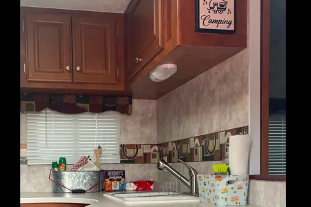 Kevin's Pacific Coachworks Tango 299BHS Travel Trailer