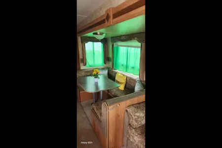 Stephanie's Jayco Eagle Travel Trailer