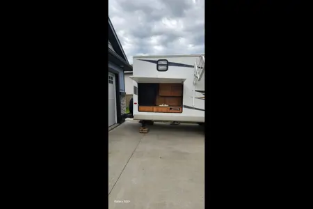 Stephanie's Jayco Eagle Travel Trailer