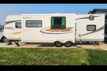 Stephanie's Jayco Eagle Travel Trailer