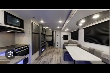 john's Crossroads Volante Travel Trailer