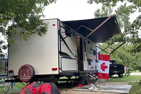 john's Crossroads Volante Travel Trailer