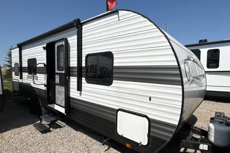 Wayne's Grand River 26DB Travel Trailer