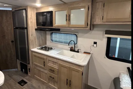 Wayne's Grand River 26DB Travel Trailer