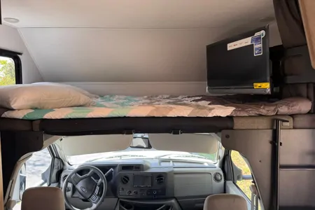 NEW 2025 Sunseeker 25ft | Roadtrip Escape