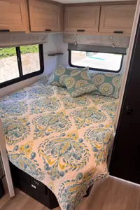 NEW 2025 Sunseeker 25ft | Roadtrip Escape