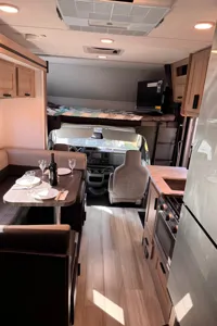 NEW 2025 Sunseeker 25ft | Roadtrip Escape