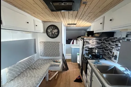 Horse Ranch Fleetwood Prowler Fifth Wheel