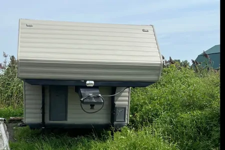 Horse Ranch Fleetwood Prowler Fifth Wheel