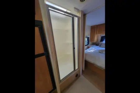 Forest River Sunseeker 3100 Class C