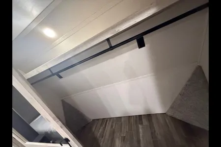 Keystone Avalanche 372MB Fifth Wheel