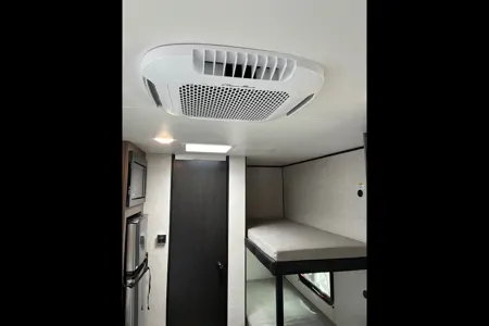 Jayco StarCraft Autumn Ridge 177 BH Travel TrailerOn the