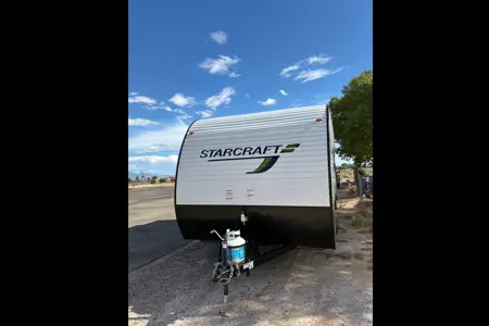 Jayco StarCraft Autumn Ridge 177 BH Travel TrailerOn the