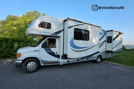 New listing !! | Rosa | Fleetwood Tioga SL 30U | Vivre la Route !