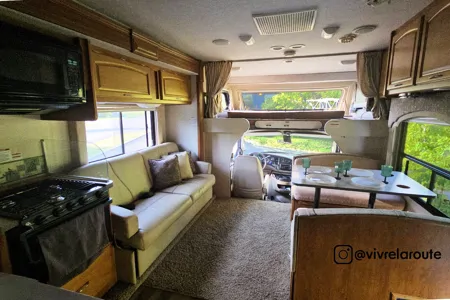 New listing !! | Rosa | Fleetwood Tioga SL 30U | Vivre la Route !