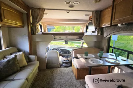 New listing !! | Rosa | Fleetwood Tioga SL 30U | Vivre la Route !