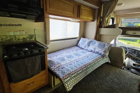 New listing !! | Rosa | Fleetwood Tioga SL 30U | Vivre la Route !