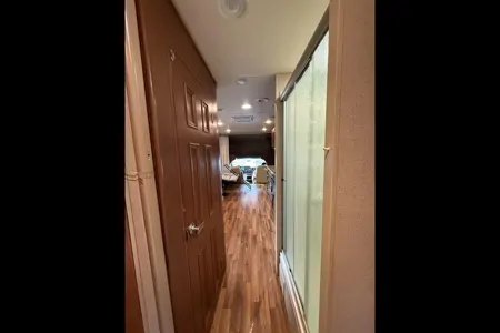 Luxury 2015 Jayco RV - Sleep 6 - Family Road Trip!